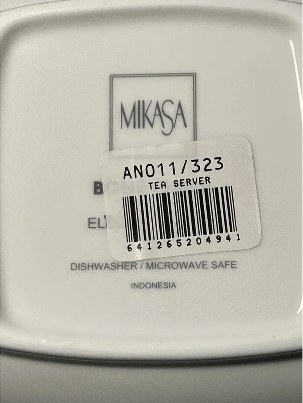 NIB Mikasa 2005 Tea Server Teapot Elegance White Bone China ANO11, 10x6x6.5